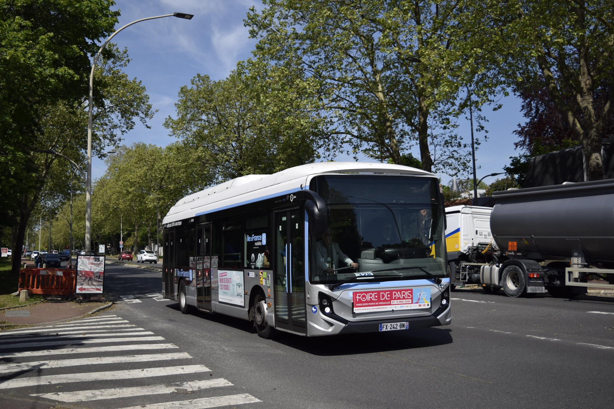 Heuliez Bus GX 337 ELEC N1421 TC Infos