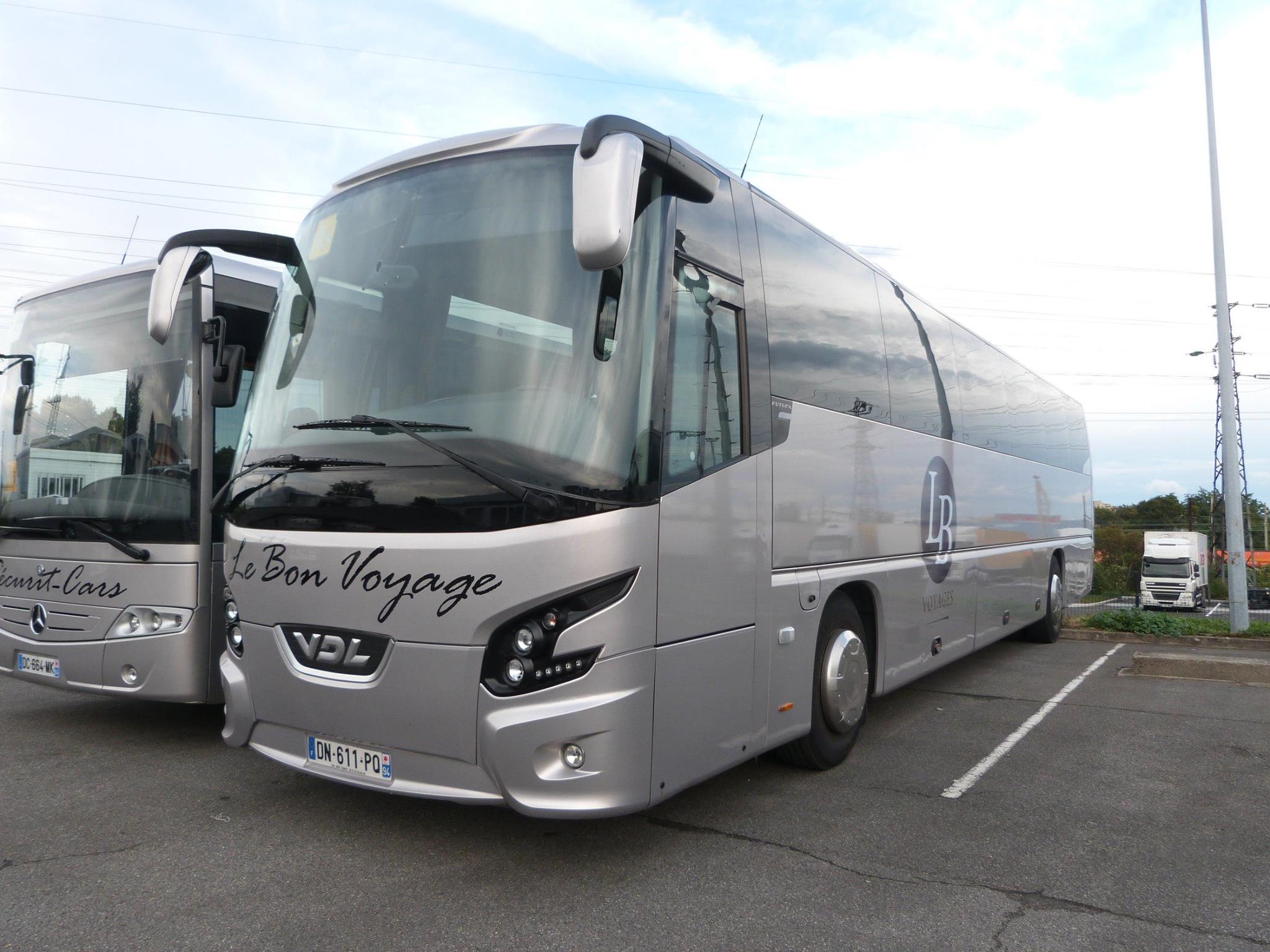 V12 collaboration with #FR2GOLF CaddyBag ゴルフバッグ・キャディ